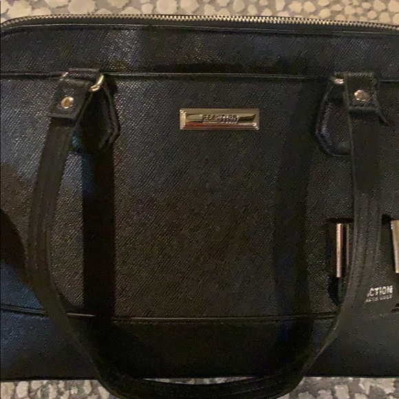 Purse - Picture 2 of 7